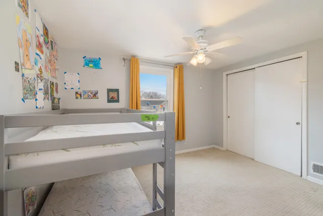 $3,400 | 5751 North Shoreland Avenue, Whitefish Bay, WI 53217