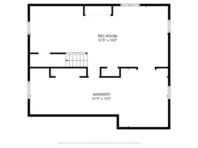 $3,400 | 5751 North Shoreland Avenue, Whitefish Bay, WI 53217