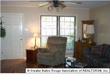7816 O'Neal Road Baton Rouge, LA 70817 - Photo 3 of 10 Gallery Image 3