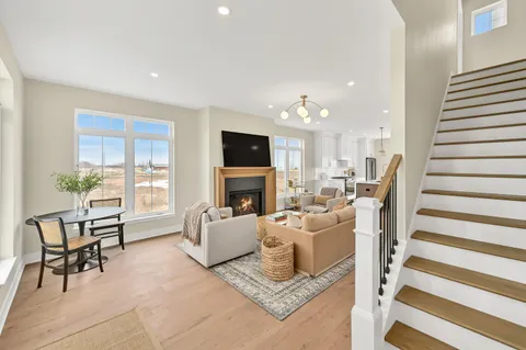 $865,000 | 498 Bastle Wynd Port, Unit 10, Port Washington, WI 53074
