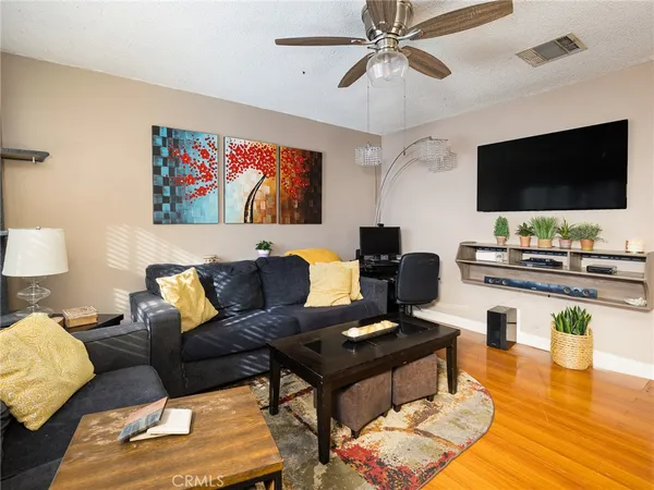 $999,000 | 4125 Lennox Boulevard, Inglewood, CA 90304