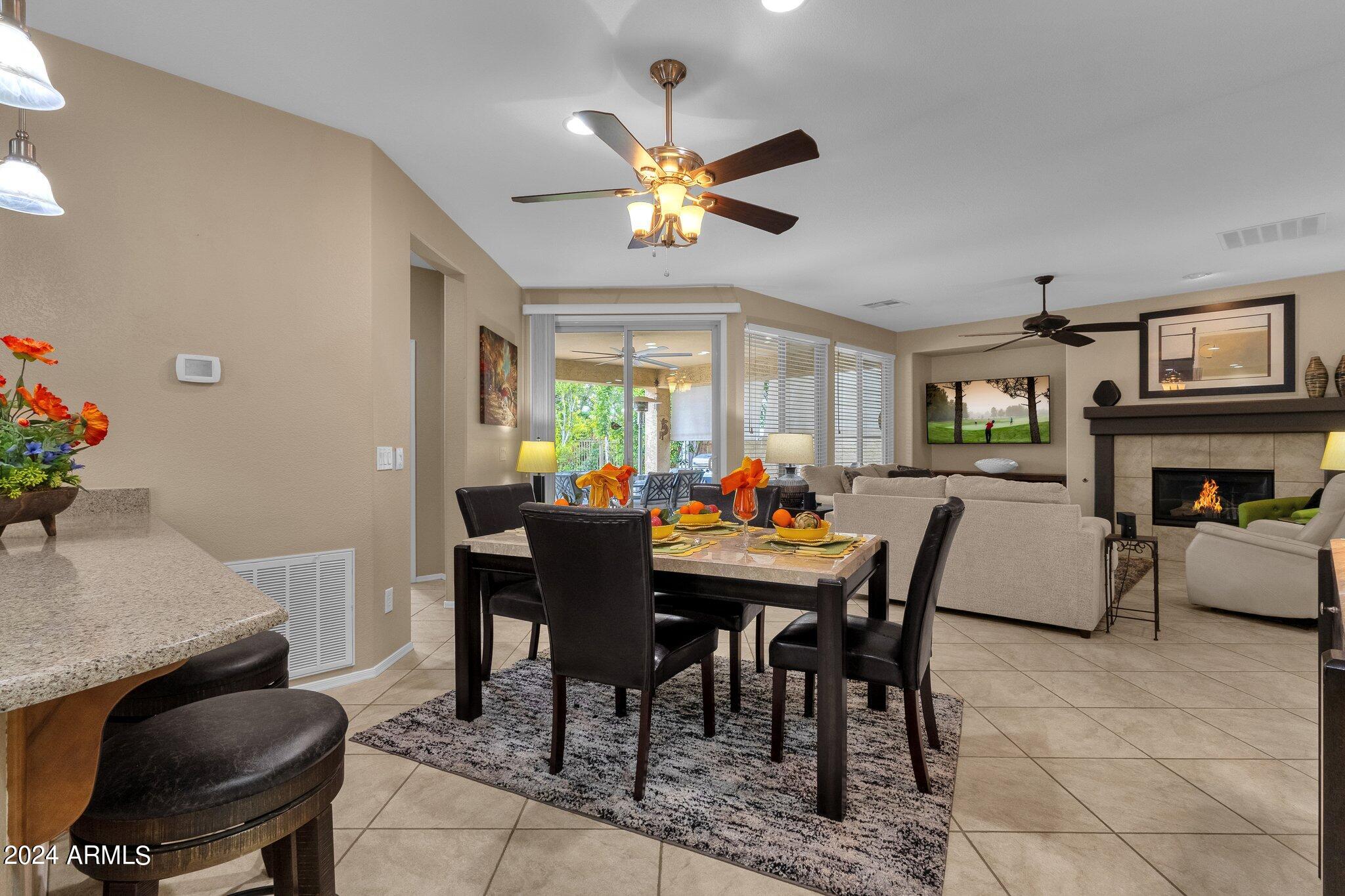 4636 East Rakestraw Lane Gilbert, AZ 85298 - Photo 11 of 35 21-web-or-mls-4636-e-rakestraw-ln