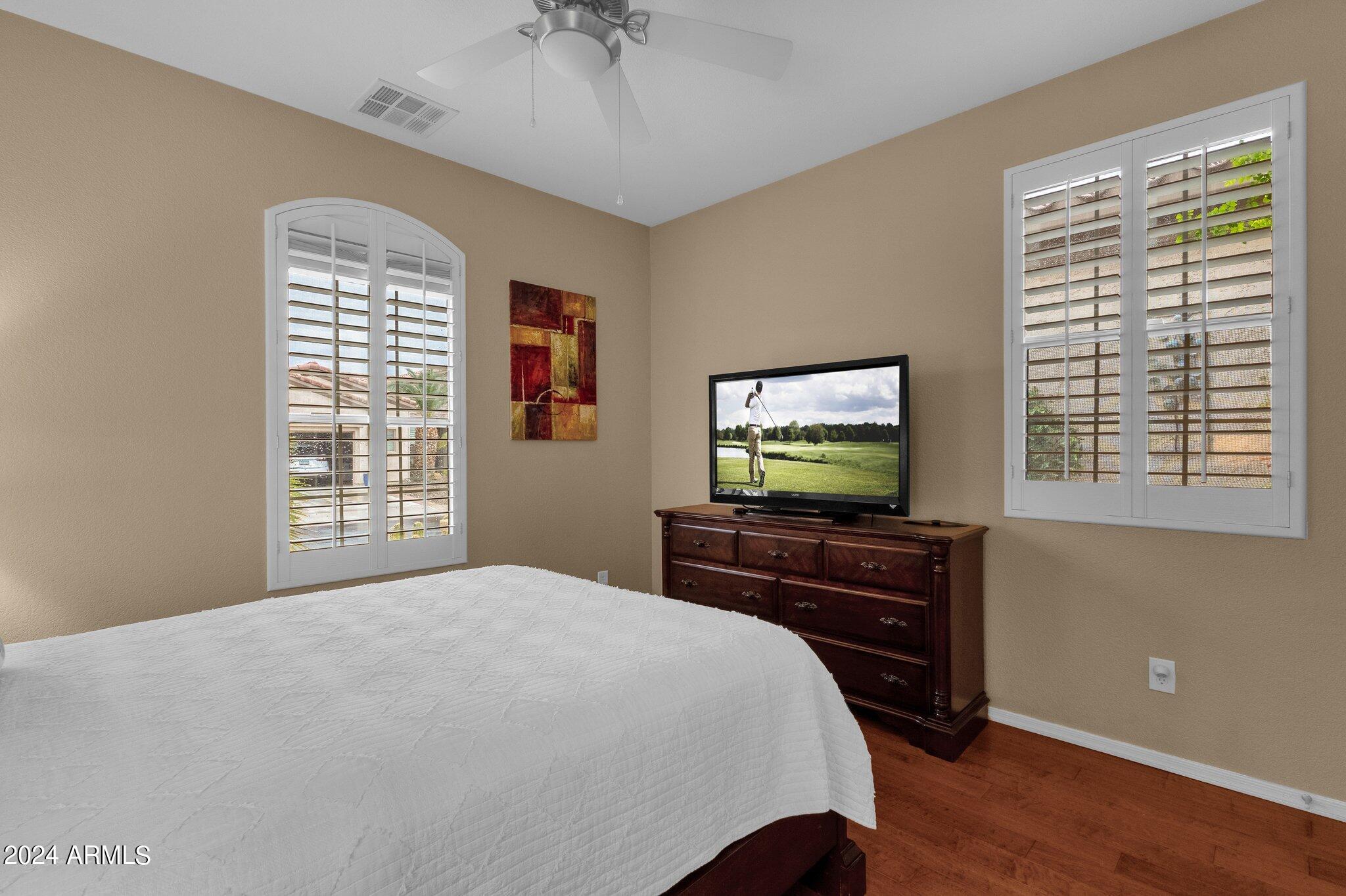 4636 East Rakestraw Lane Gilbert, AZ 85298 - Photo 28 of 35 12-web-or-mls-4636-e-rakestraw-ln