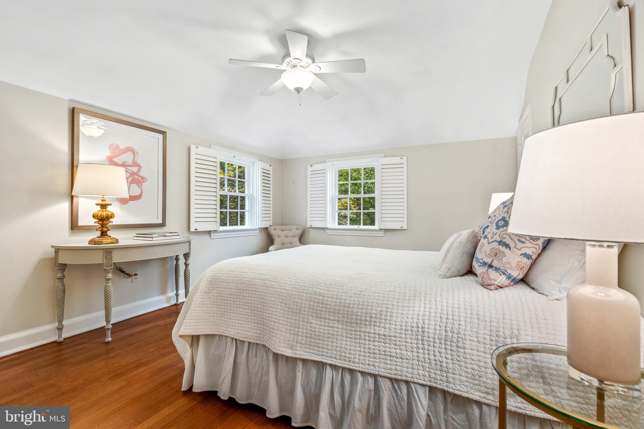 5911 Harwick Road Bethesda, MD 20816 - Photo 18 of 33 Primary Bedroom