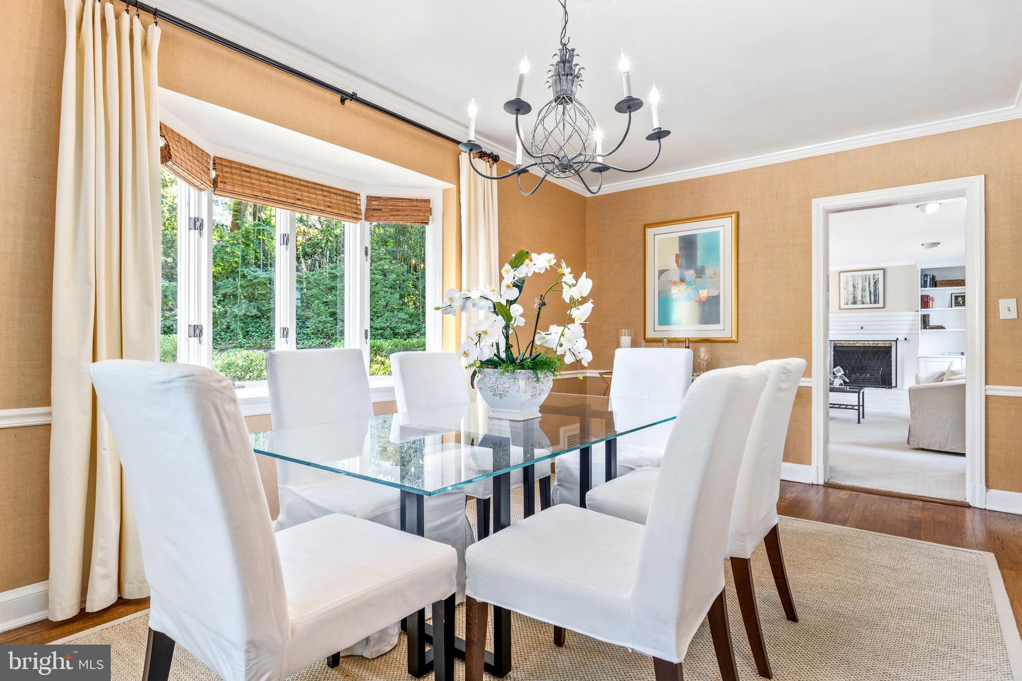 5911 Harwick Road Bethesda, MD 20816 - Photo 10 of 33 Dining Room