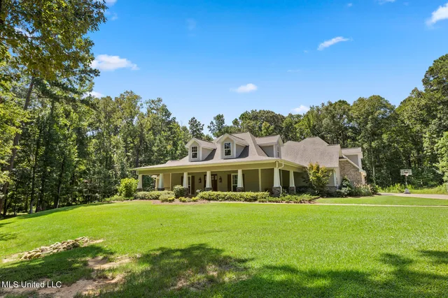$799,900 | 5095 Warner Drive, Brandon, MS 39042