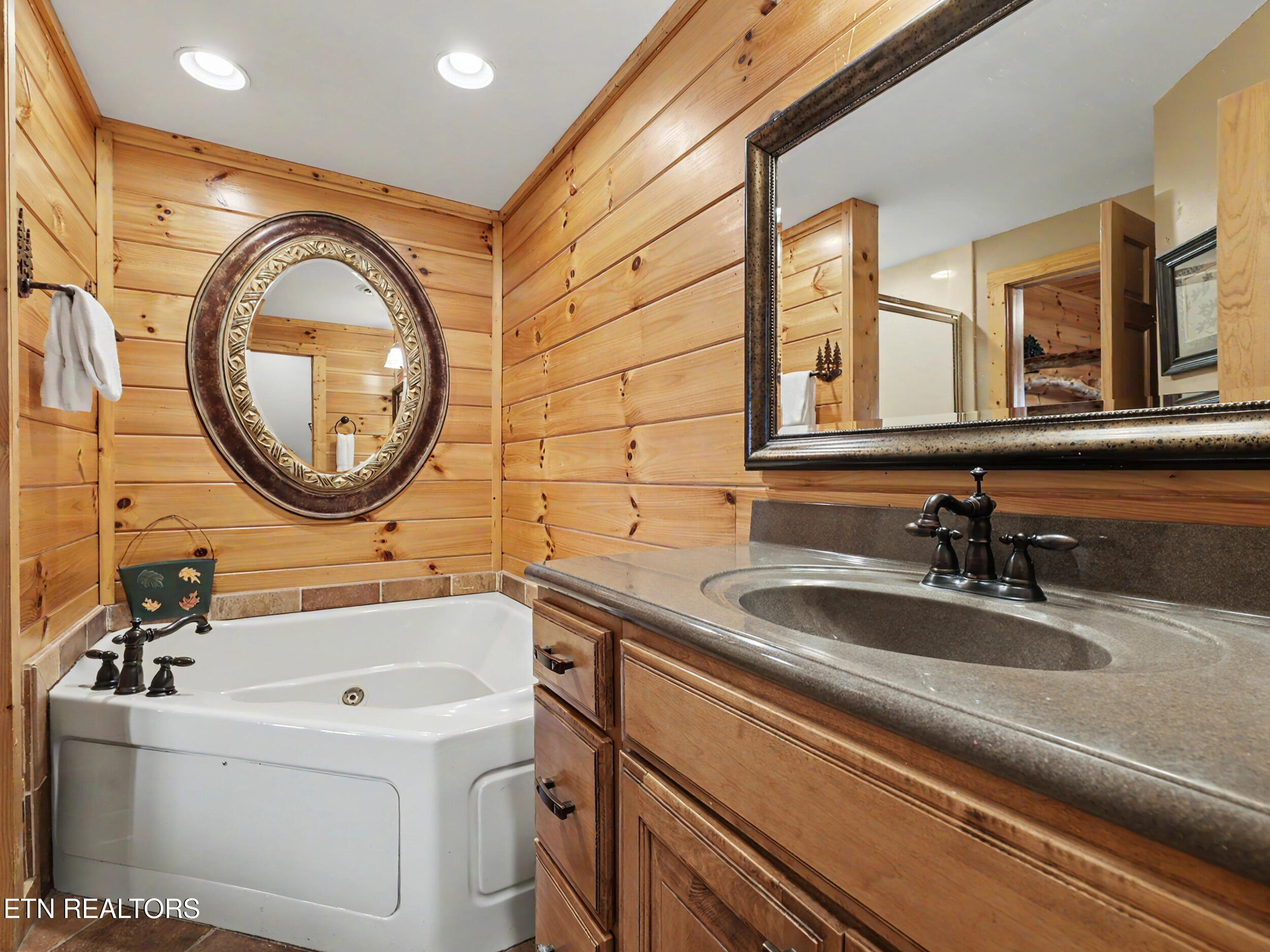 2414 Walnut Cove Way Sevierville, TN 37862 - Photo 21 of 53 22_img_5735