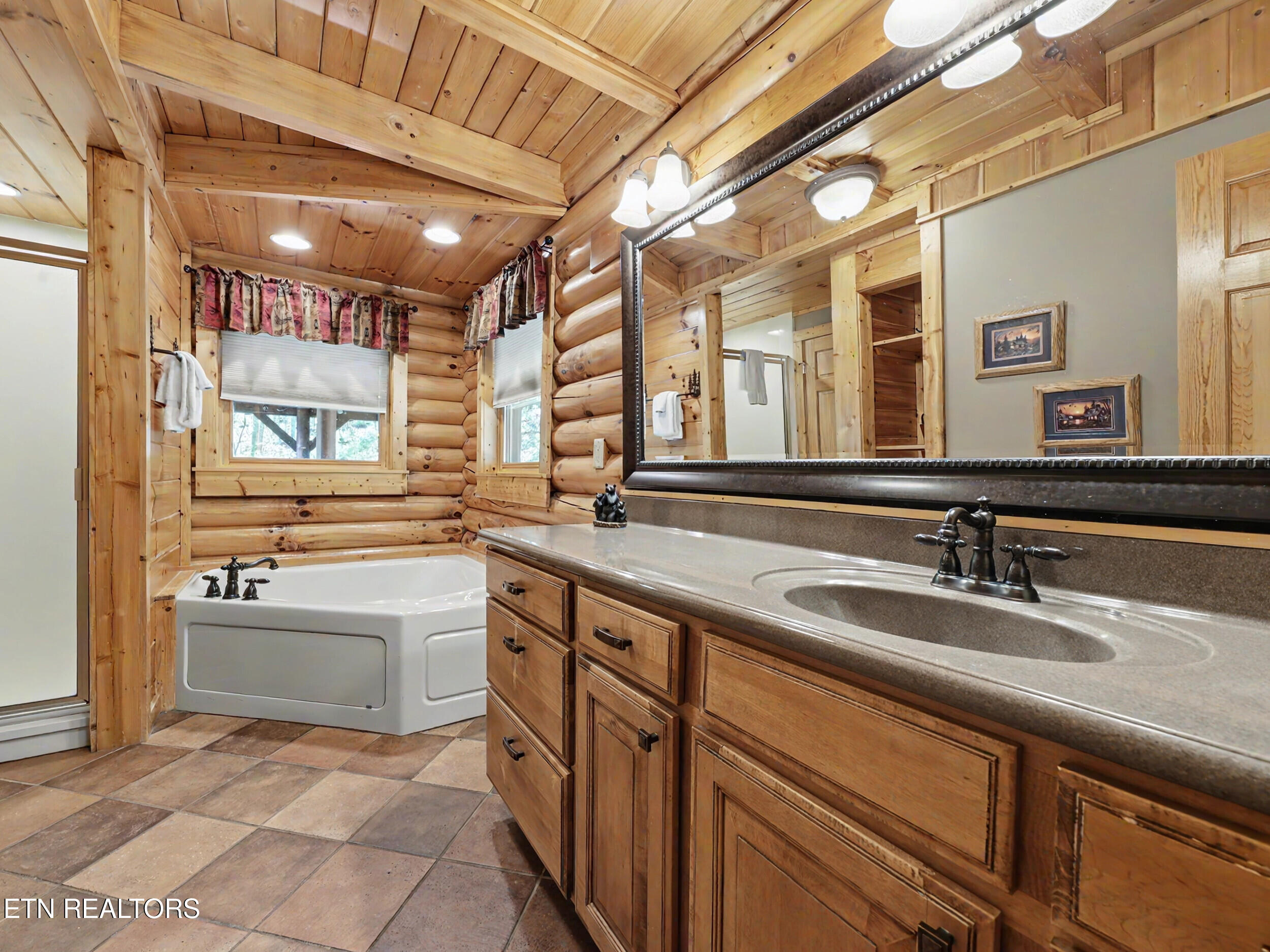 2414 Walnut Cove Way Sevierville, TN 37862 - Photo 26 of 53 27_img_5819