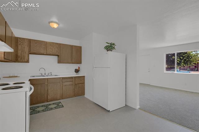 1720 Keswick Road Colorado Springs, CO 80906 - Photo 11 of 26