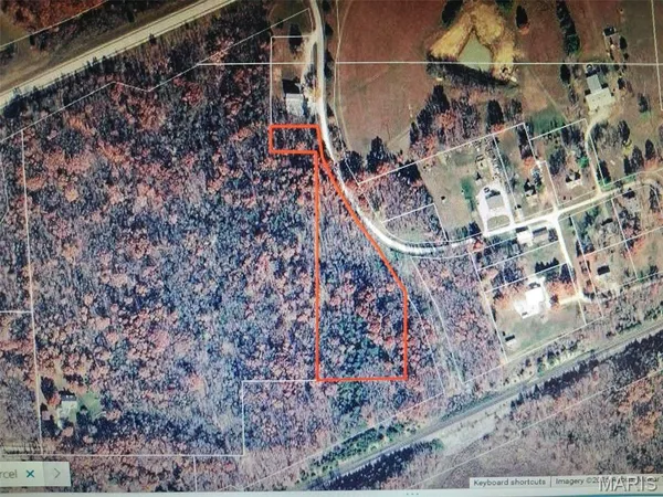 $56,500 | 4 Monroe Road 439, Stoutsville, MO 65283