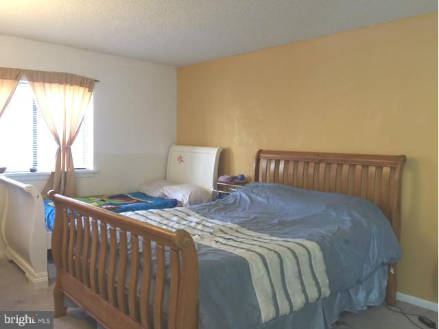 2212 Springwood Drive, Unit T6 Reston, VA 20191 - Photo 8 of 12 Bedroom (Master)