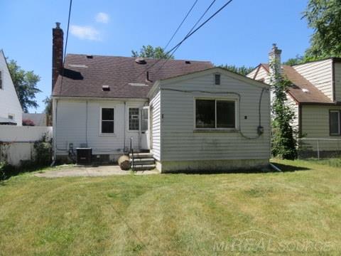 14731 Agnes Avenue Eastpointe, MI 48021 - Photo 2 of 13