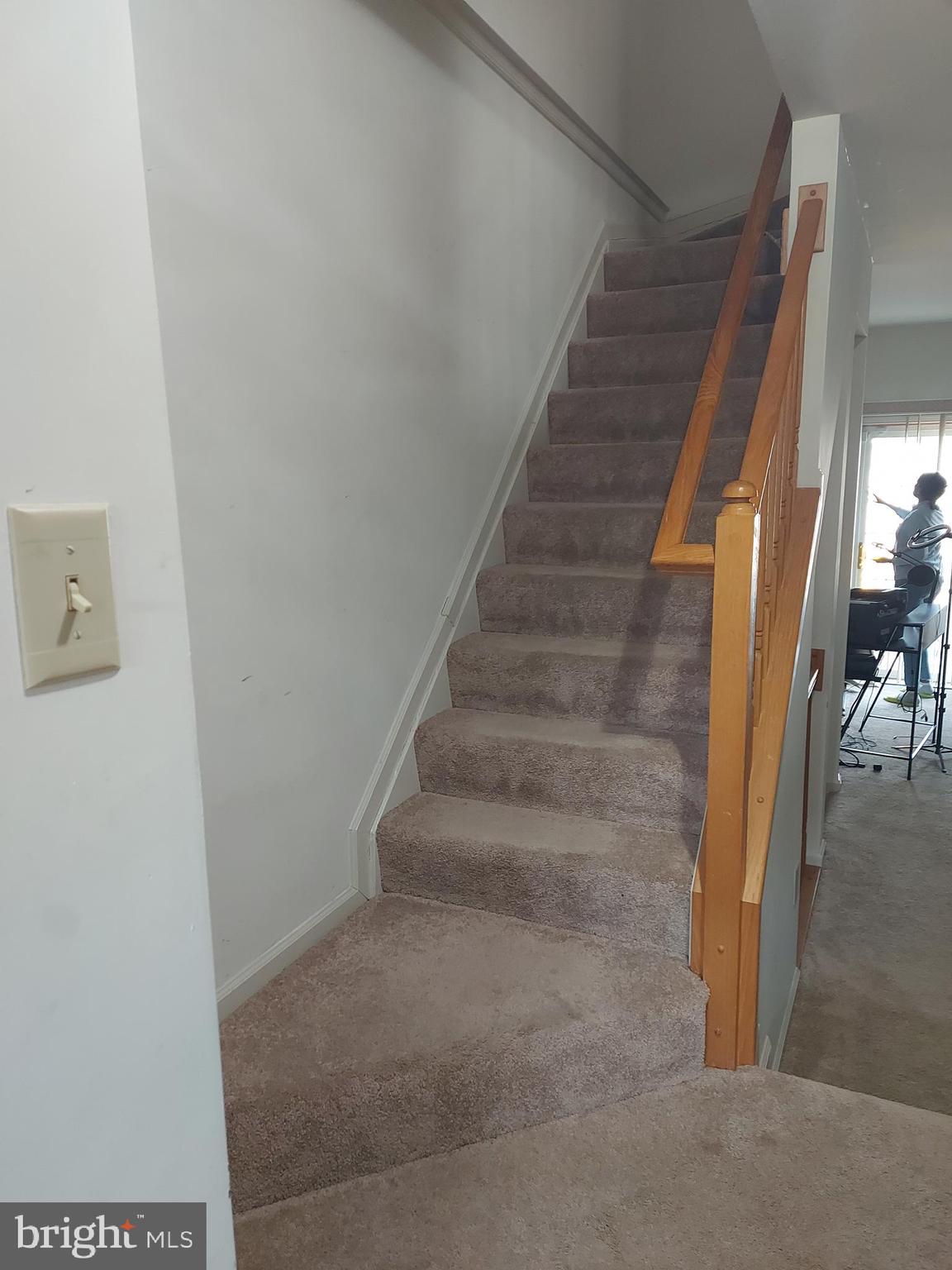 219 Sycamore Ridge Road Laurel, MD 20724 - Photo 5 of 7 a view of entryway