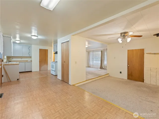 $449,000 | 920 Southwest Bowmer Street, Oak Harbor, WA 98277