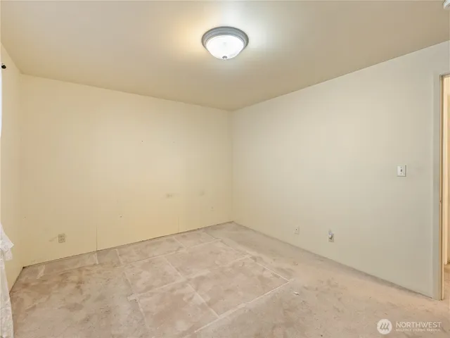 $449,000 | 920 Southwest Bowmer Street, Oak Harbor, WA 98277