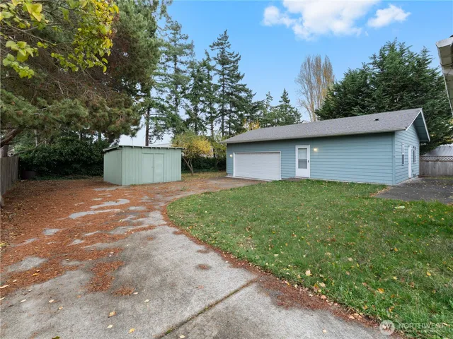 $449,000 | 920 Southwest Bowmer Street, Oak Harbor, WA 98277