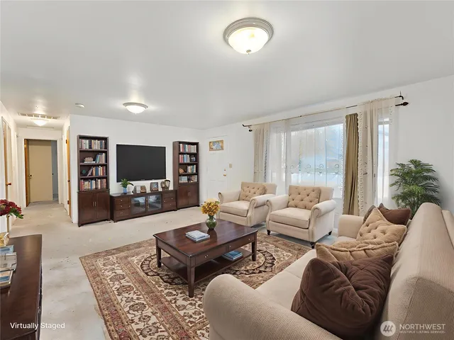 $449,000 | 920 Southwest Bowmer Street, Oak Harbor, WA 98277