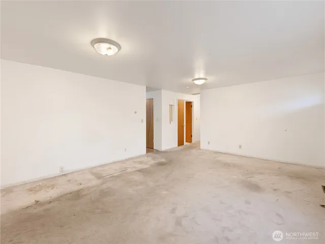 $449,000 | 920 Southwest Bowmer Street, Oak Harbor, WA 98277