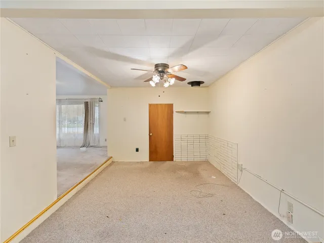 $449,000 | 920 Southwest Bowmer Street, Oak Harbor, WA 98277