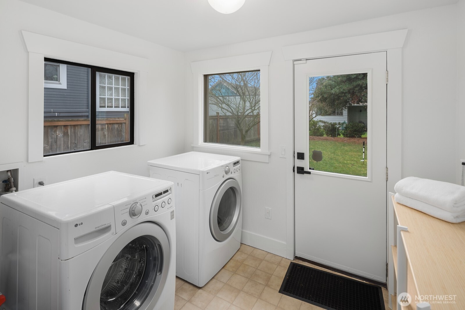 1145 North 84th Street Seattle, WA 98103 - Photo 15 of 18 Gallery Image 15