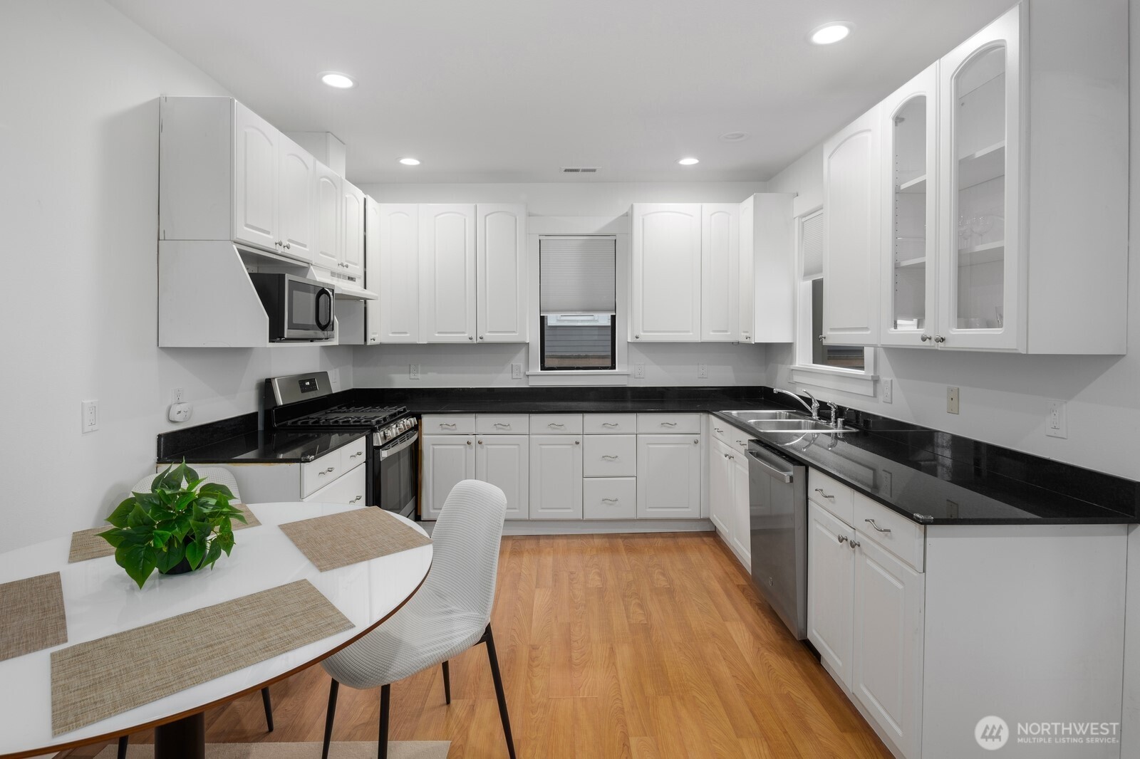 1145 North 84th Street Seattle, WA 98103 - Photo 7 of 18 Gallery Image 7