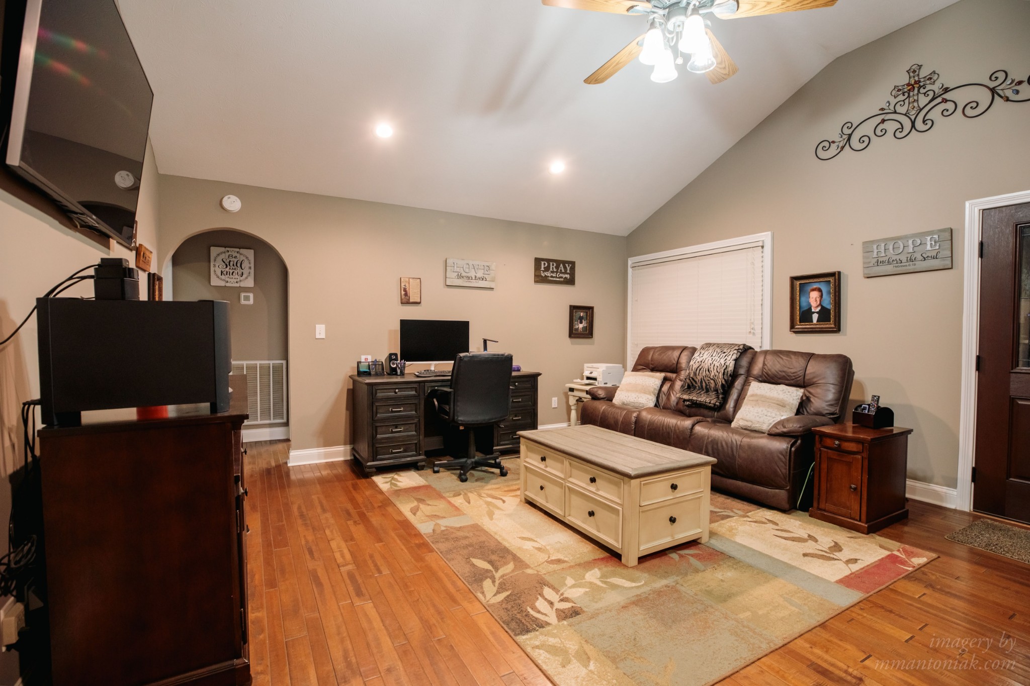 1025 Anderson Road Liberty, TN 37095 - Photo 6 of 41 a living room with furniture and a flat screen tv