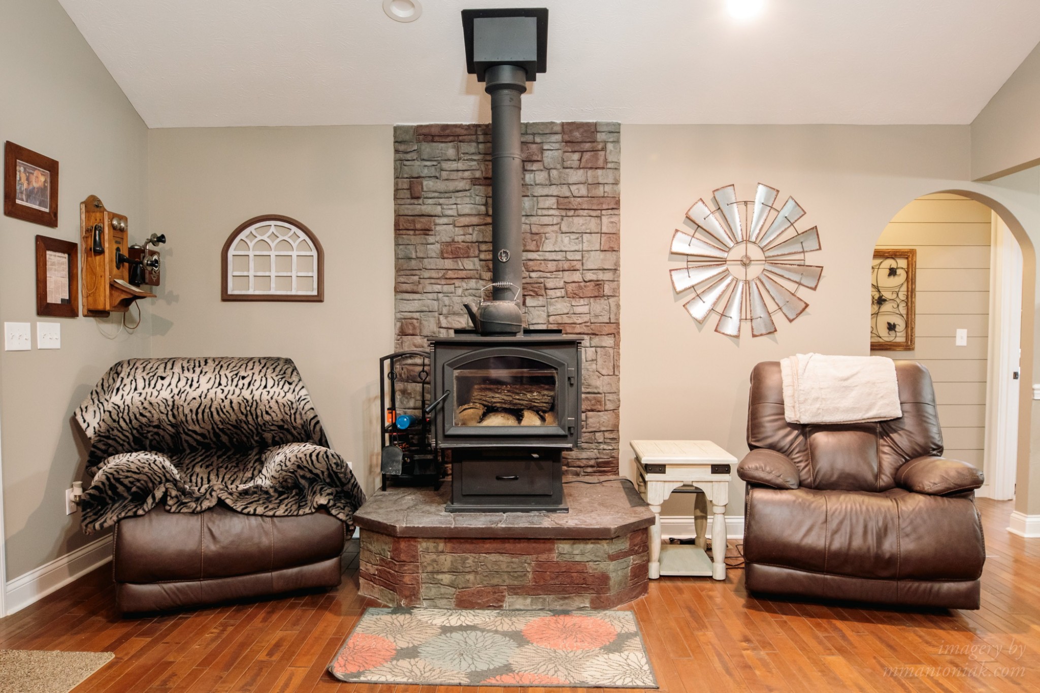 1025 Anderson Road Liberty, TN 37095 - Photo 10 of 41 a living room with furniture and a fireplace