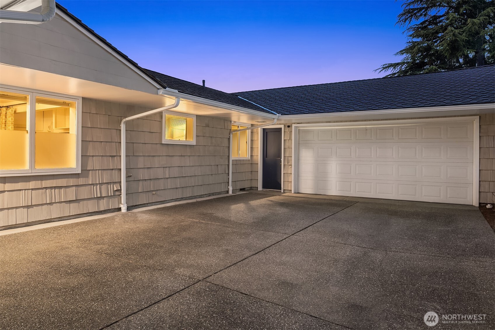640 Alverson Boulevard Everett, WA 98201 - Photo 38 of 40 a view of an empty room