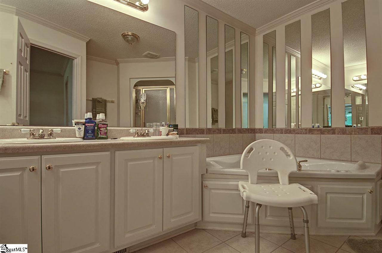 223 Giles Street Anderson, SC 29621 - Photo 15 of 25 Gallery Image 15
