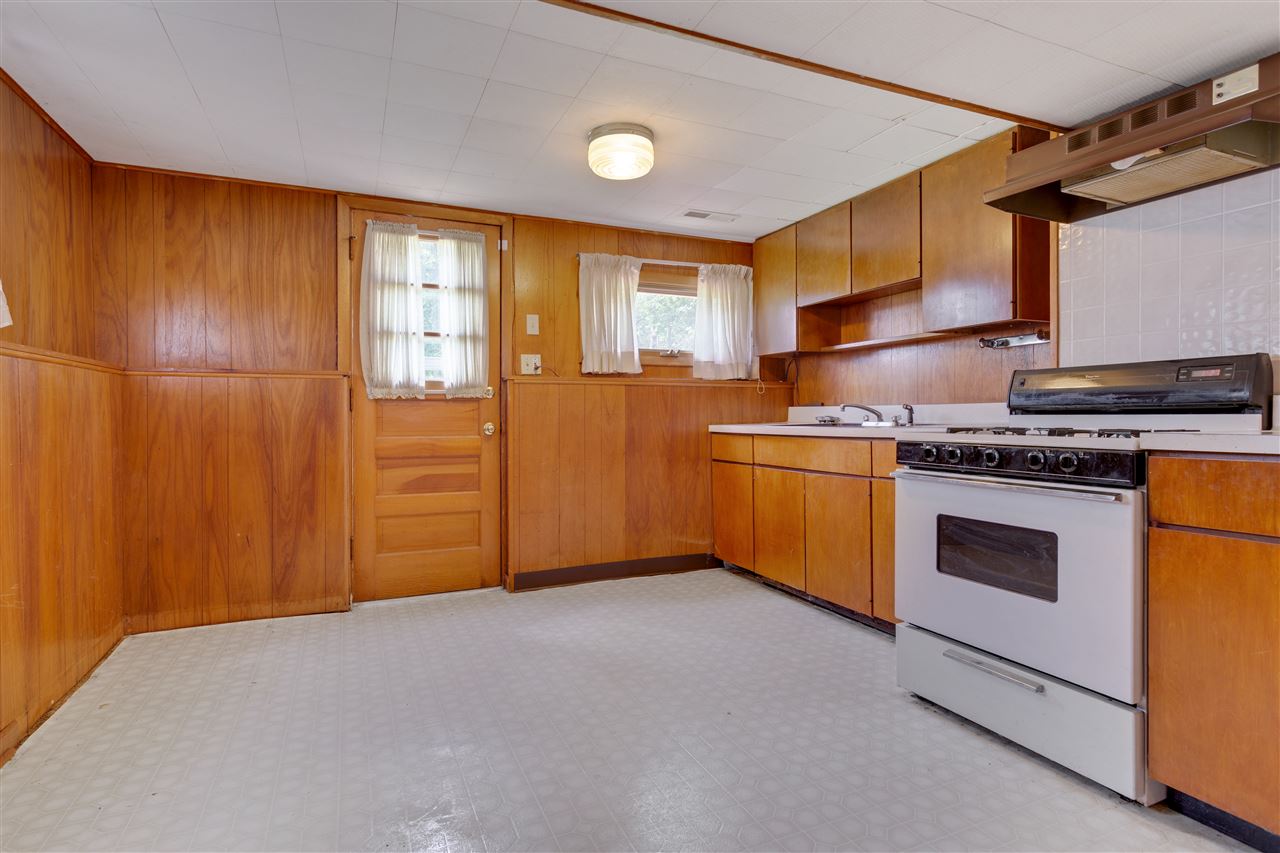 2019 Ridgeland Road Rockford, IL 61108 - Photo 12 of 17 Gallery Image 12