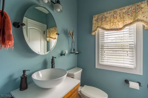 $785,000 | 29 Central Avenue, Atlantic Highlands, NJ 07716