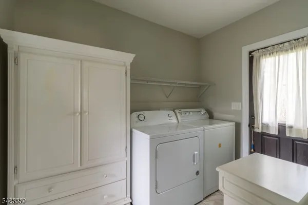 $785,000 | 29 Central Avenue, Atlantic Highlands, NJ 07716