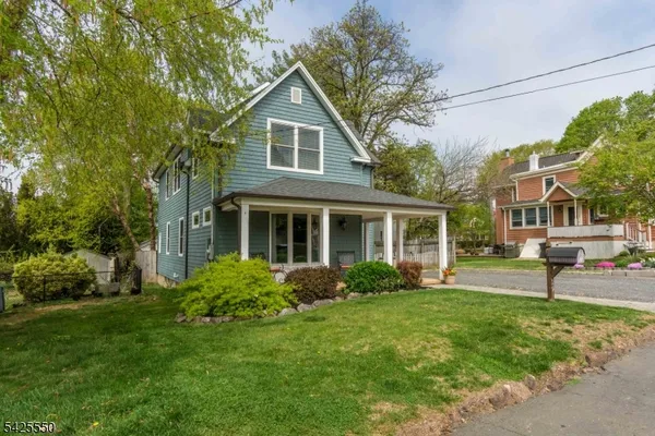 $785,000 | 29 Central Avenue, Atlantic Highlands, NJ 07716