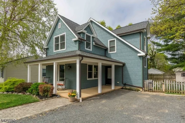 $785,000 | 29 Central Avenue, Atlantic Highlands, NJ 07716
