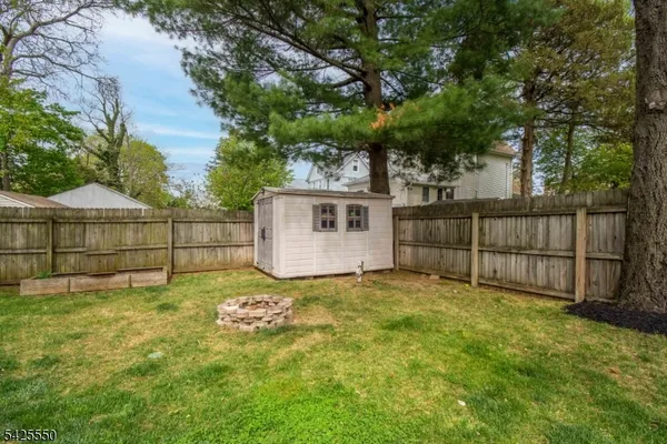 $785,000 | 29 Central Avenue, Atlantic Highlands, NJ 07716