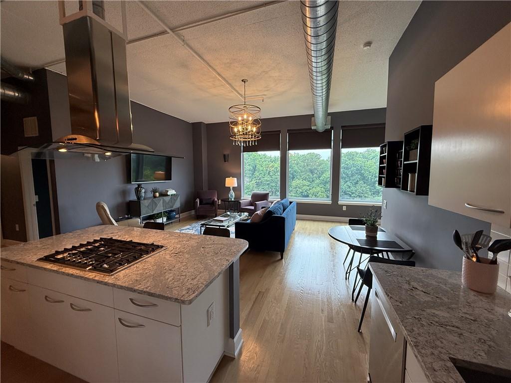 3820 Roswell Road Northeast, Unit 709 Atlanta, GA 30342 - Photo 7 of 36