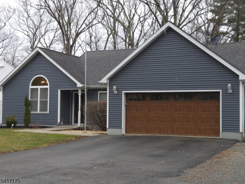 321 Wagon Wheel Road Montague, NJ 07827 - Photo 1 of 36
