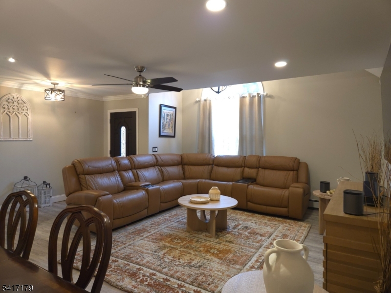 321 Wagon Wheel Road Montague, NJ 07827 - Photo 5 of 36