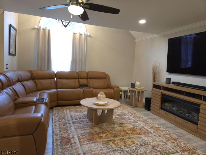 321 Wagon Wheel Road Montague, NJ 07827 - Photo 6 of 36