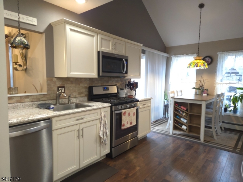 321 Wagon Wheel Road Montague, NJ 07827 - Photo 9 of 36