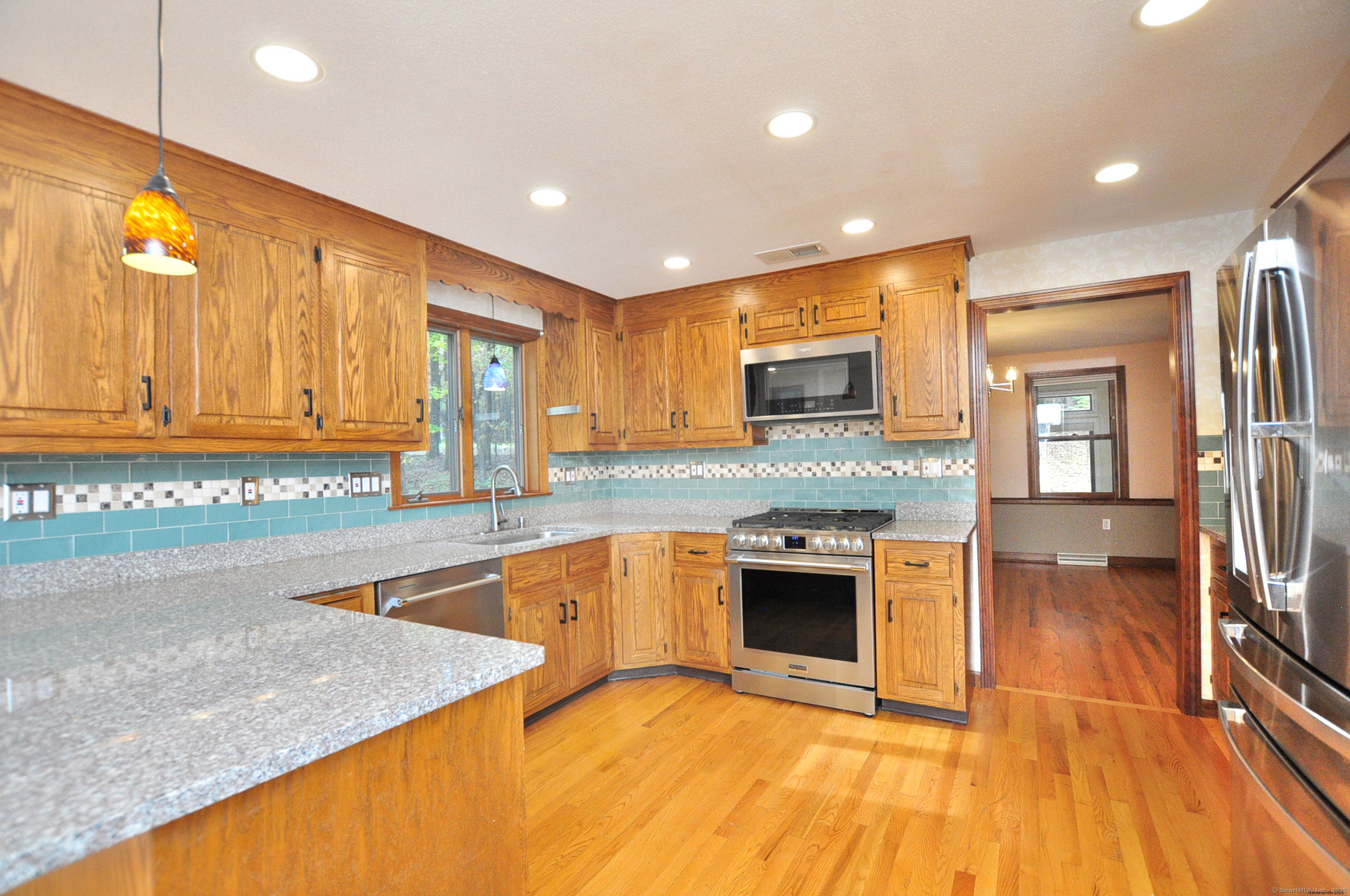 39 Woodduck Farms Road Windsor, CT 06095 - Photo 11 of 39