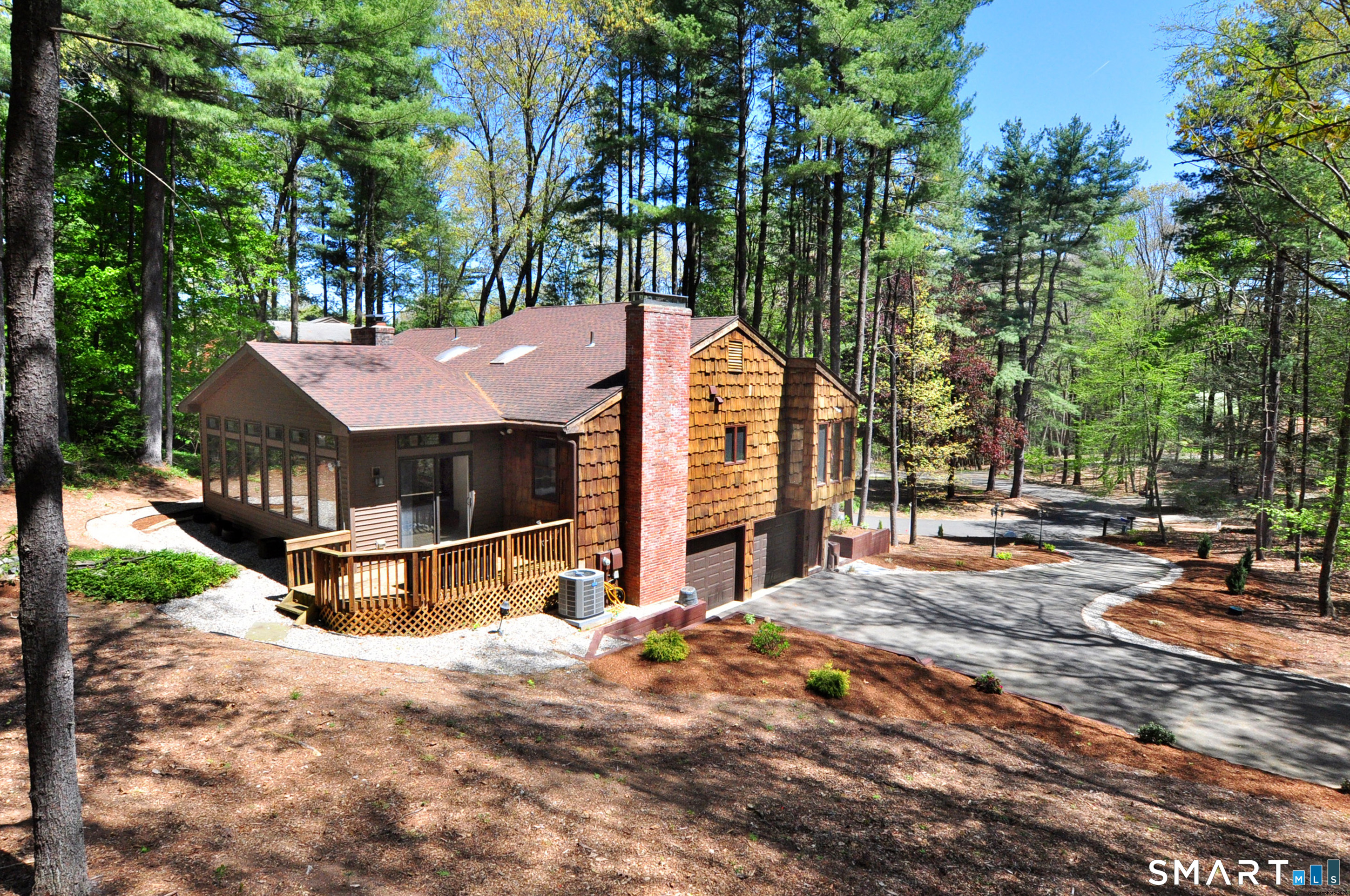 39 Woodduck Farms Road Windsor, CT 06095 - Photo 3 of 39