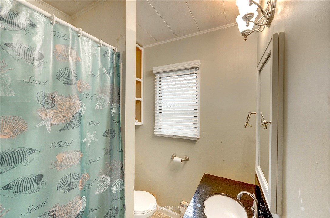 1020 Rockefeller Avenue Everett, WA 98201 - Photo 12 of 16 Gallery Image 12