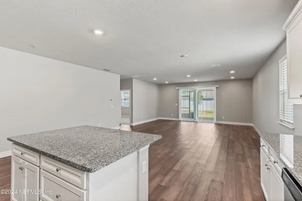 $2,250 | 4570 Creekside Bluff Street, Jacksonville, FL 32226