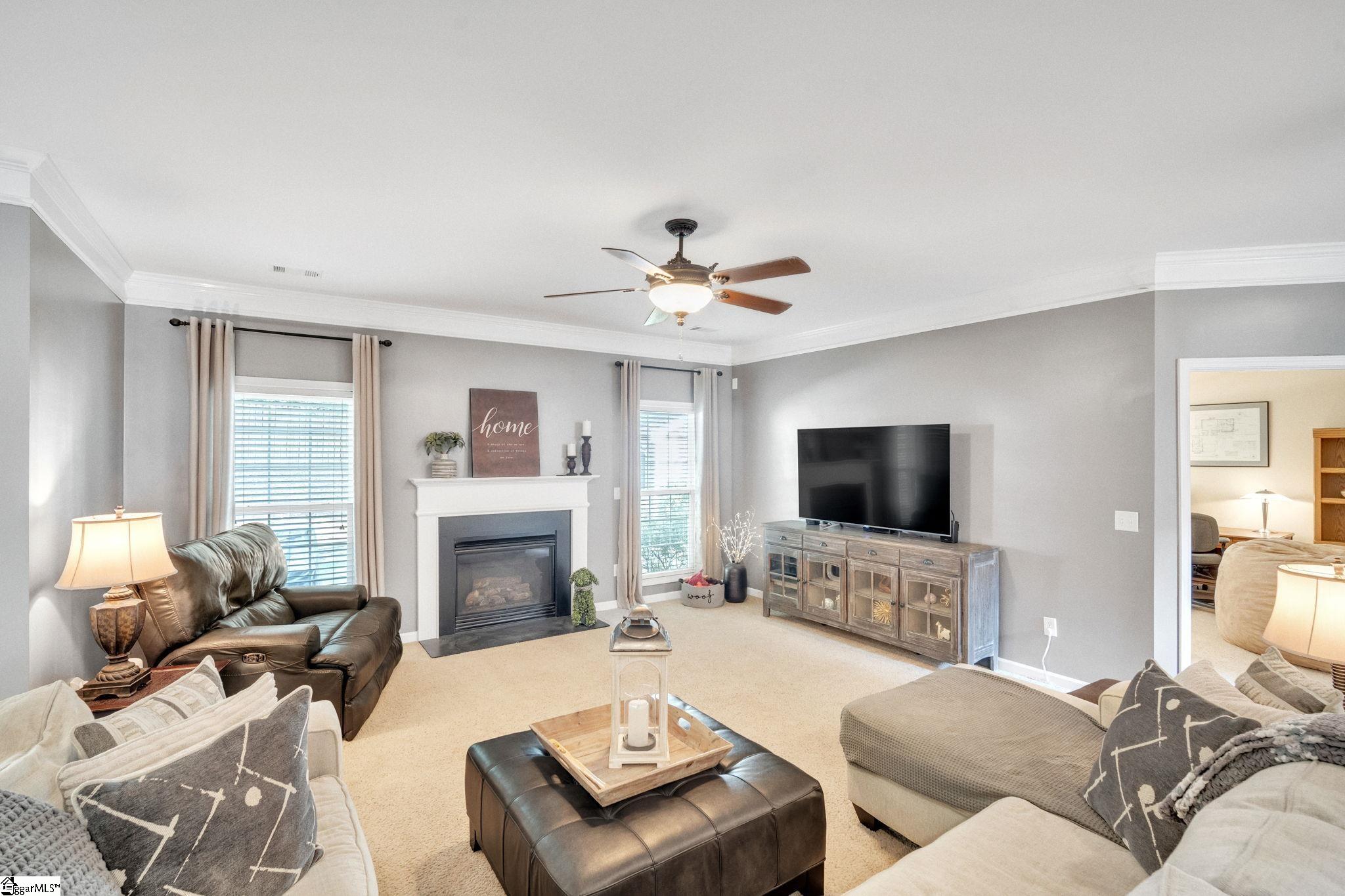 305 Rivanna Lane Greenville, SC 29607 - Photo 2 of 34