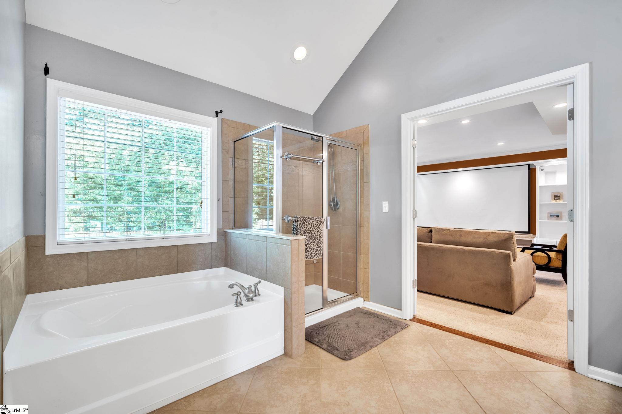 305 Rivanna Lane Greenville, SC 29607 - Photo 21 of 34