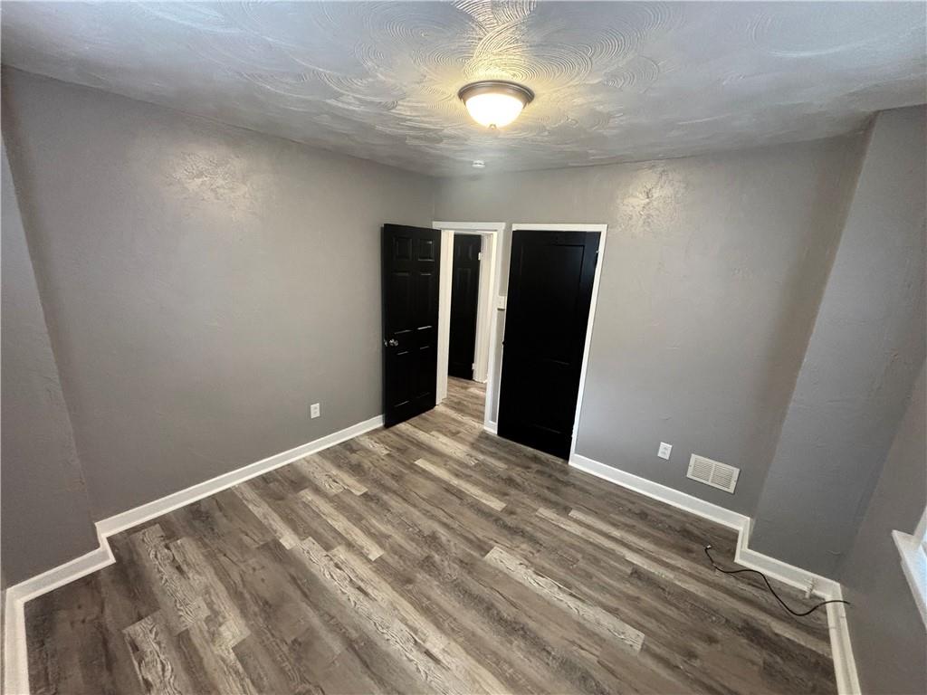 327 Mathews Avenue Pittsburgh, PA 15210 - Photo 11 of 17