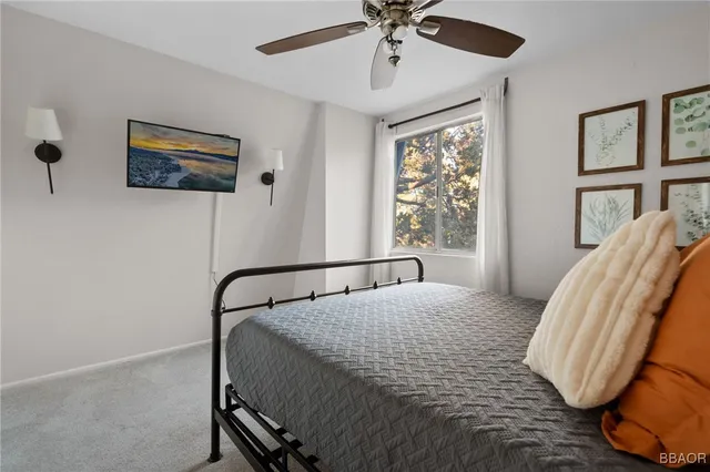 $375,000 | 156 Victoria Lane, Sugarloaf, CA 92386