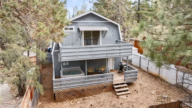 $375,000 | 156 Victoria Lane, Sugarloaf, CA 92386