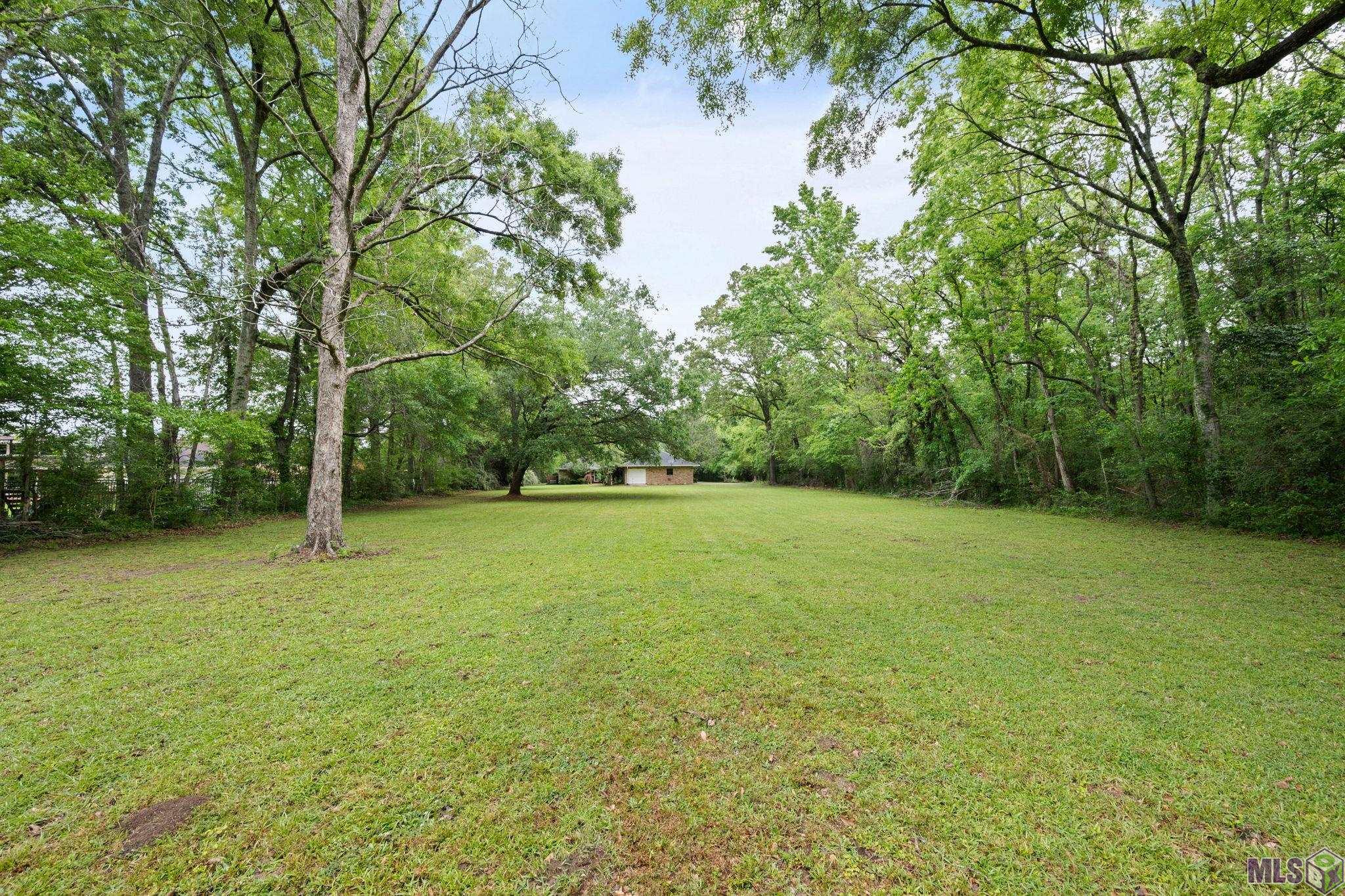 14220 Pinehurst Avenue Baton Rouge, LA 70817 - Photo 20 of 24